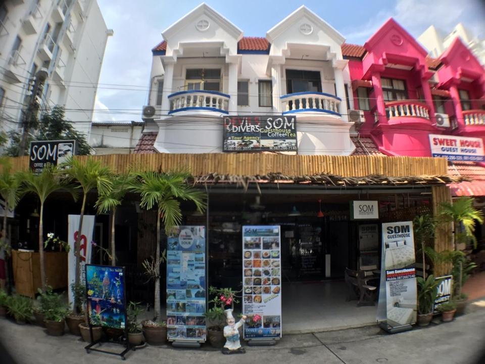Som Guesthouse Patong Eksteriør bilde