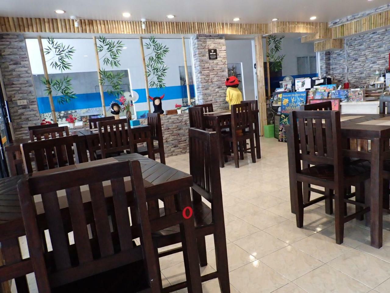 Som Guesthouse Patong Eksteriør bilde