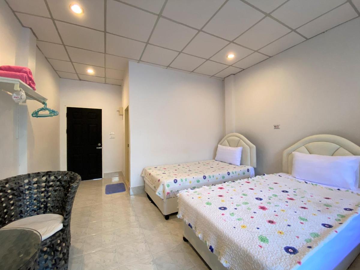 Som Guesthouse Patong Eksteriør bilde