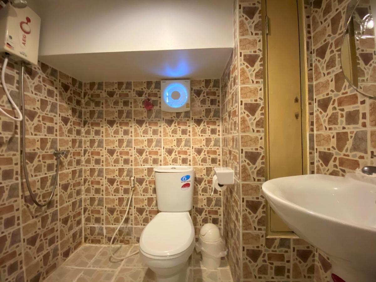 Som Guesthouse Patong Eksteriør bilde