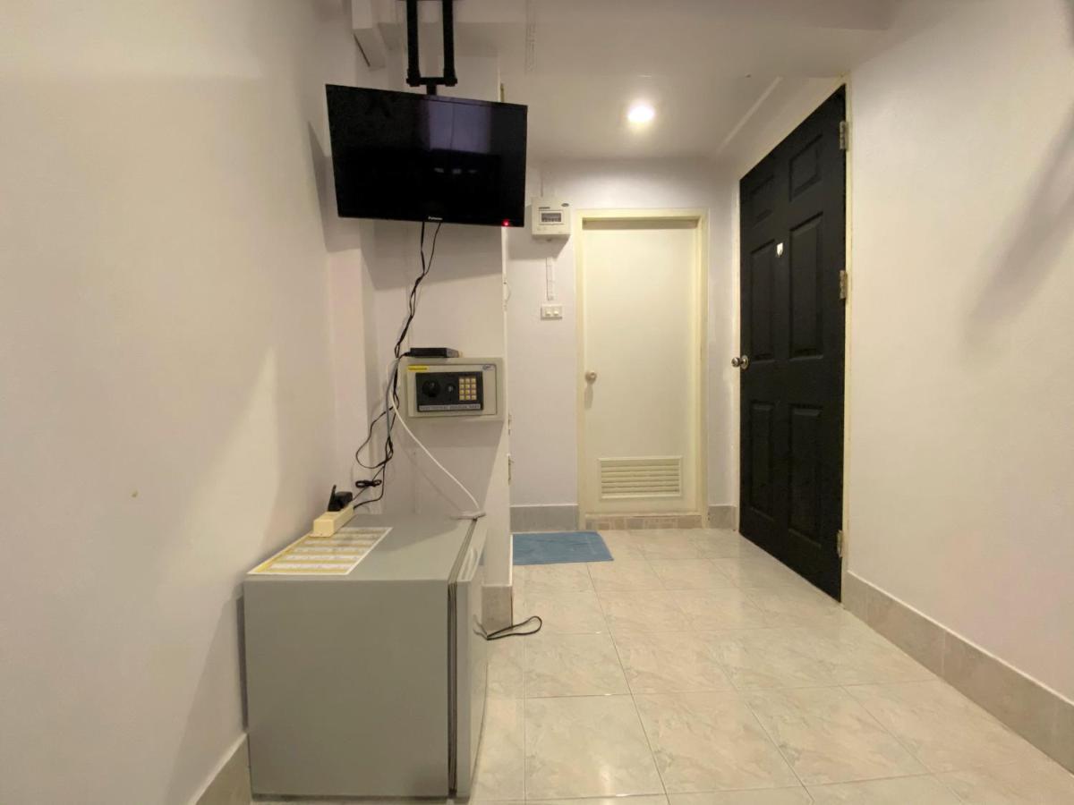 Som Guesthouse Patong Eksteriør bilde