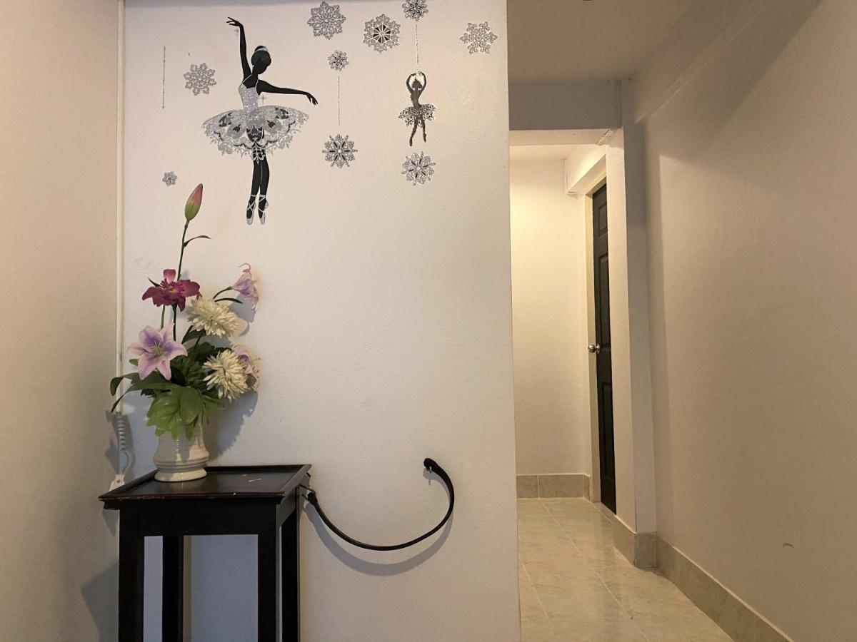 Som Guesthouse Patong Eksteriør bilde